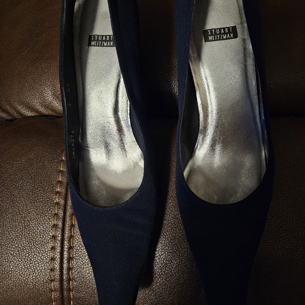 Stuart weitzman heels navy